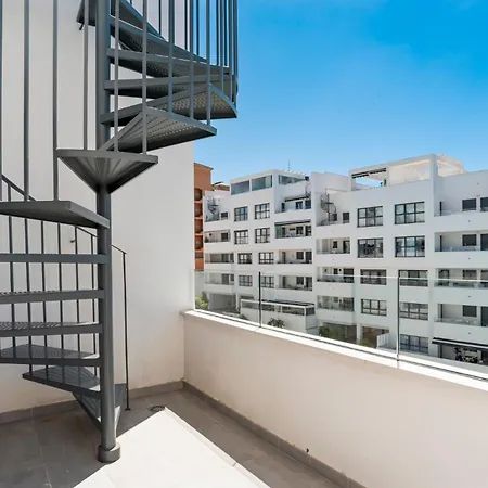 Appartamento Luxury Penthouse With Beautiful Rooftop At Location *