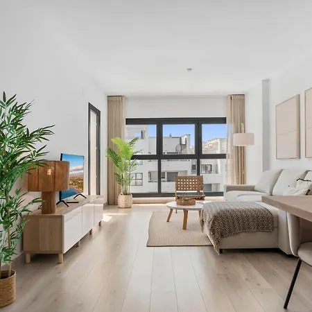 Luxury Penthouse With Beautiful Rooftop At Location Appartamento Estepona