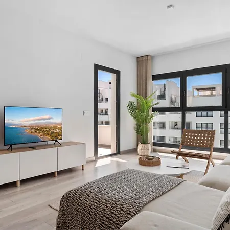 Appartamento Luxury Penthouse With Beautiful Rooftop At Location Estepona